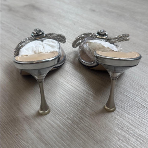 MACH & MACH Double Bow Clear Slide Sandal - Picture 7 of 7